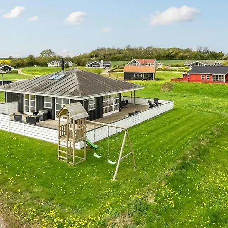 Holiday home Three-bedroom With A Hot Tub 01 *