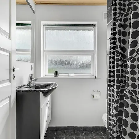 Three-bedroom With A Hot Tub 01 诺德堡