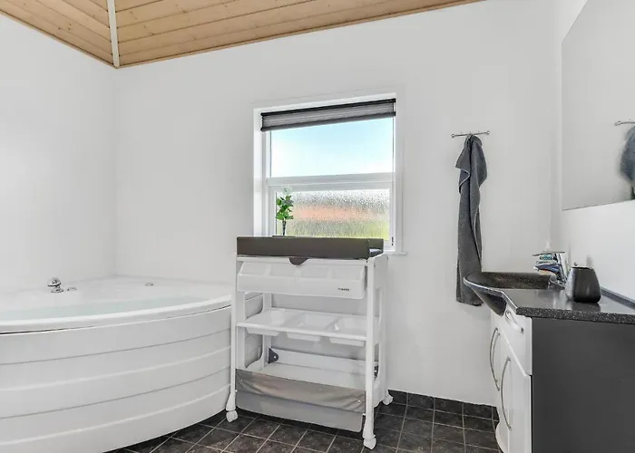 Holiday home Three-bedroom With A Hot Tub 01 *